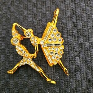 Dancing couple brooch